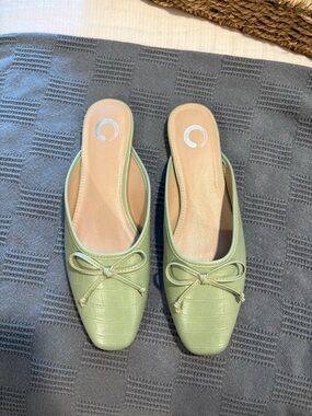 Slip-On Bow Mules in Sage Green